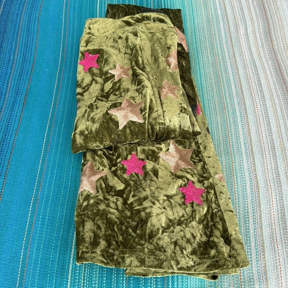 Feather Crop Top with Stretch Bell Pants Set Festive Grinch Christmas Outfit - Picture 3 of 5